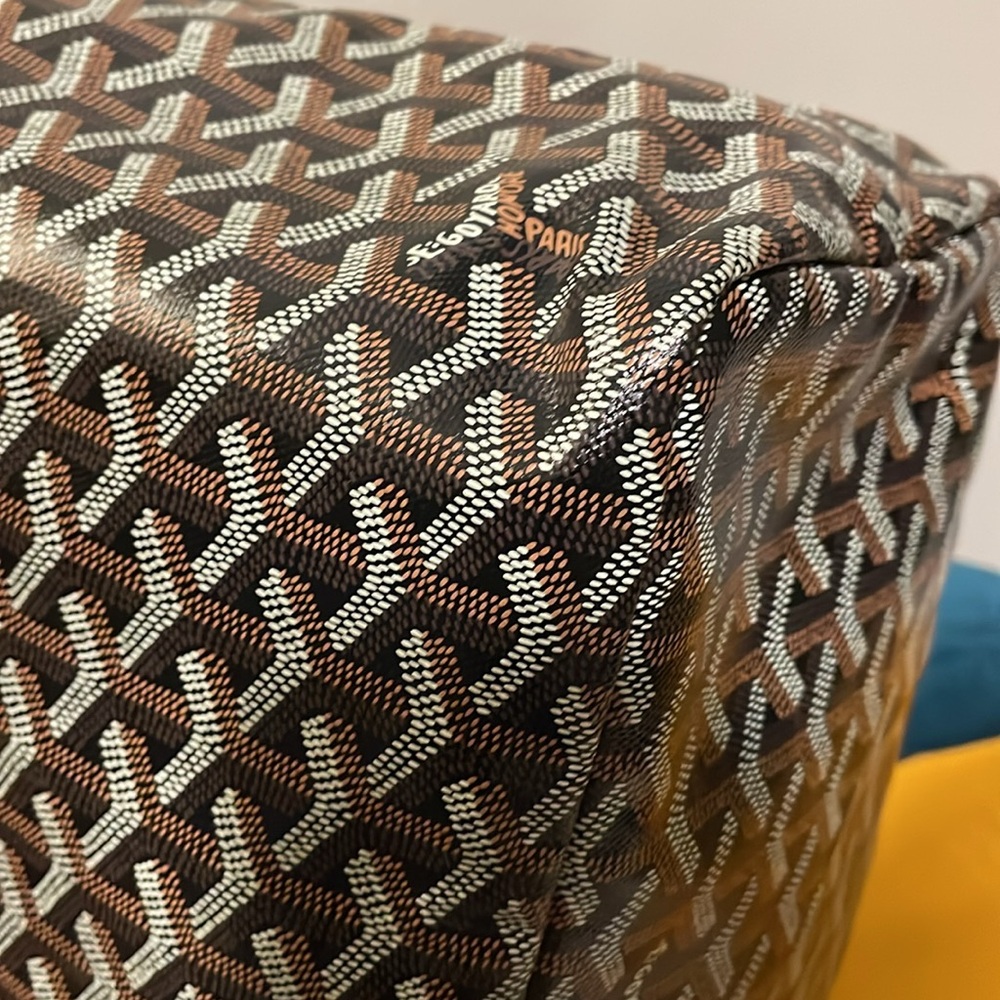 Goyard Brown Chevron Tote with Tan Trim - Picture 8 of 12